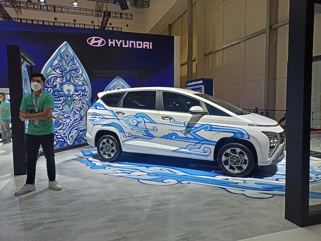 GIIAS 2022: Kisah Hyundai Stargazer Dipenuhi Tato Batik