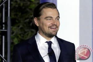Leonardo DiCaprio kembalikan piala Oscar Marlon Brando