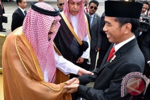 Jokowi Buat 'Vlog' Bareng Raja Salman