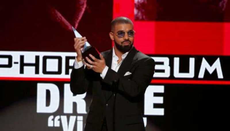 Drake Rajai Penjualan Musik Global 2016