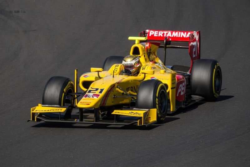 Wow! Sean Gelael Pacu Mobil Formula 1