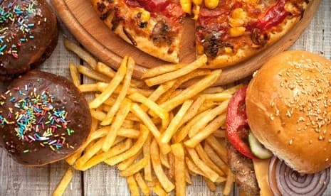 Dampak Mengerikan Makan Junk Food Tanpa Olah Raga