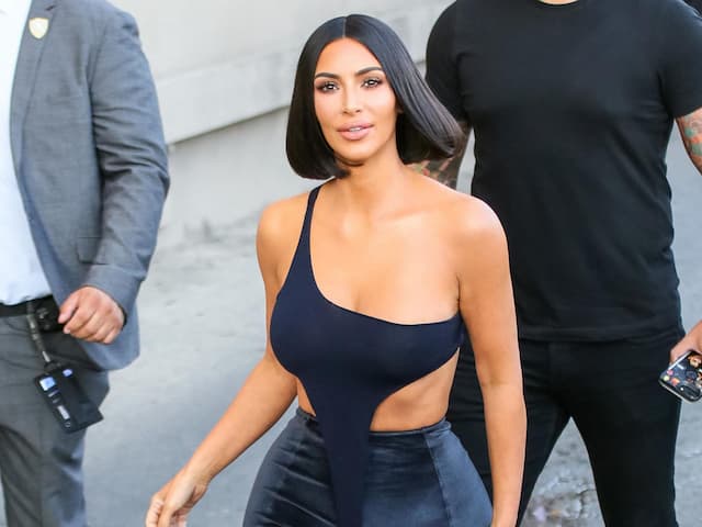 Kim Kardashian Pamer Bodi Aduhai di Bali