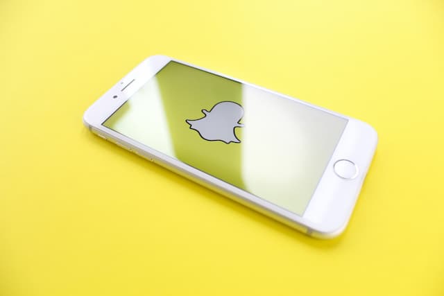 Snapchat Kenalkan Lens Studio, Aplikasi untuk Bikin Lens AR