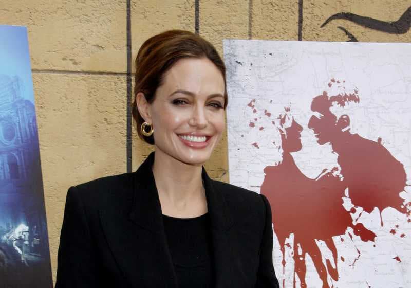 Angelina Jolie Jadi Editor Majalah Time