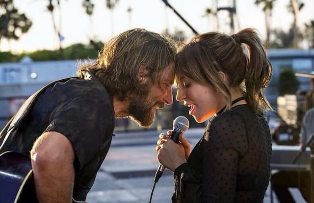 Trailer Film Debut Bradley Cooper Keluar, Lady Gaga Dipuji Habis-habisan
