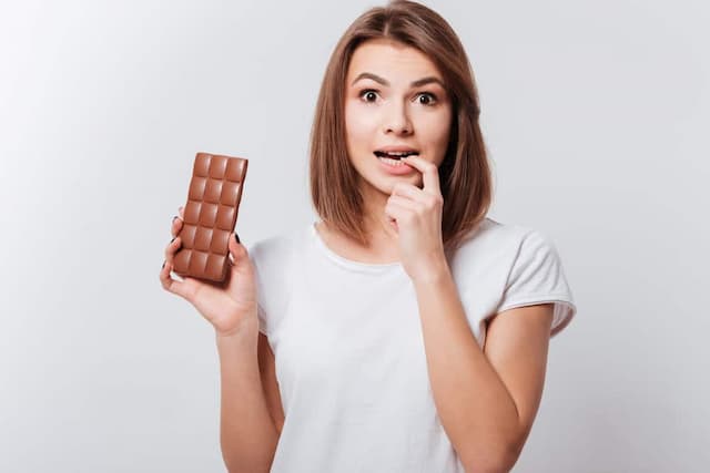 Punya Penyakit Asam Lambung, Boleh Makan Cokelat Tidak?