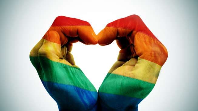 Keberanian Anak 12 Tahun Mengaku Lesbian